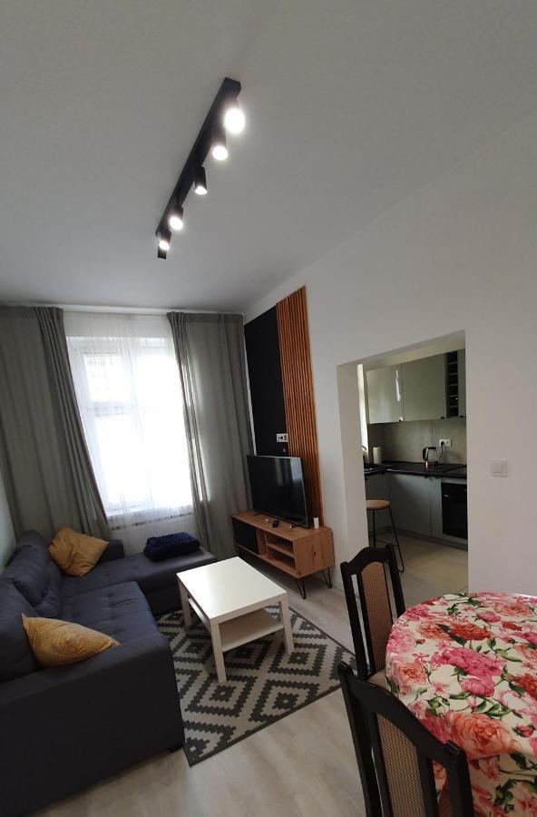 Apartament Na Kochanowskiego Thorn Exterior foto