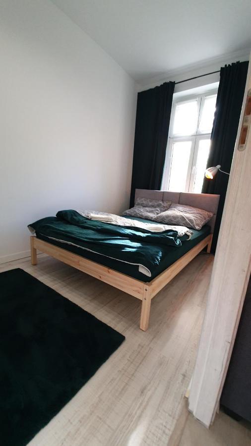 Apartament Na Kochanowskiego Thorn Exterior foto