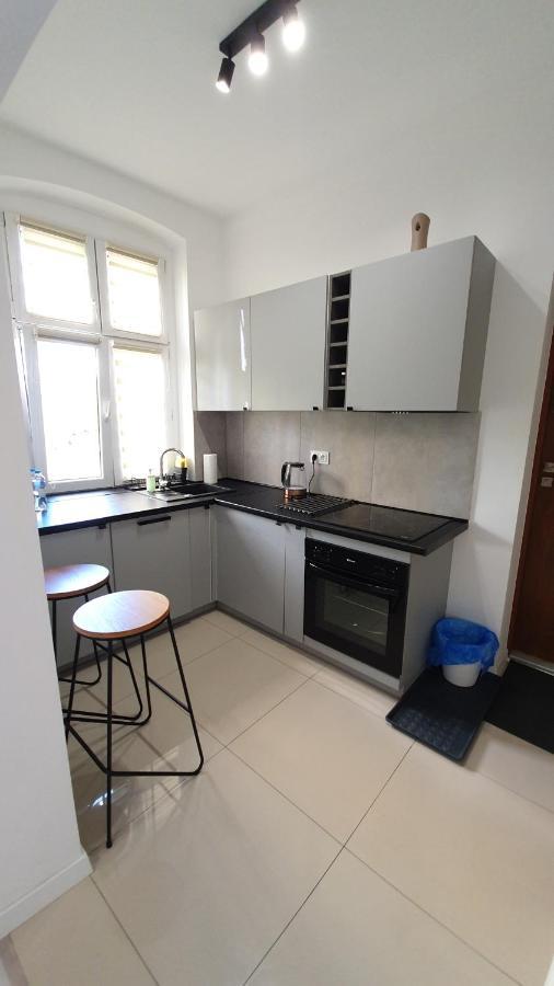 Apartament Na Kochanowskiego Thorn Exterior foto
